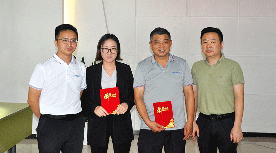 1699952357422665.gif 07.gif